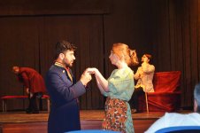 Азербайджанские студенты поставили спектакль по пьесе Гоголя (ФОТО)