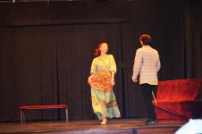 Азербайджанские студенты поставили спектакль по пьесе Гоголя (ФОТО)