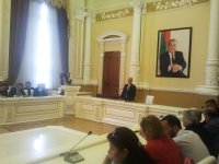 Жильцы горевшего в Баку дома могут получить в банке выделенную государством материальную помощь – ИВ