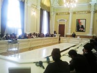 Жильцы горевшего в Баку дома могут получить в банке выделенную государством материальную помощь – ИВ