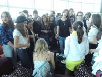 Ведущая программы "Орел и решка. Шопинг" встретилась с бакинскими поклонниками (ФОТО)