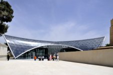 Бакинский фуникулер ждет туристов (ФОТО)