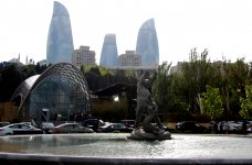 Бакинский фуникулер ждет туристов (ФОТО)