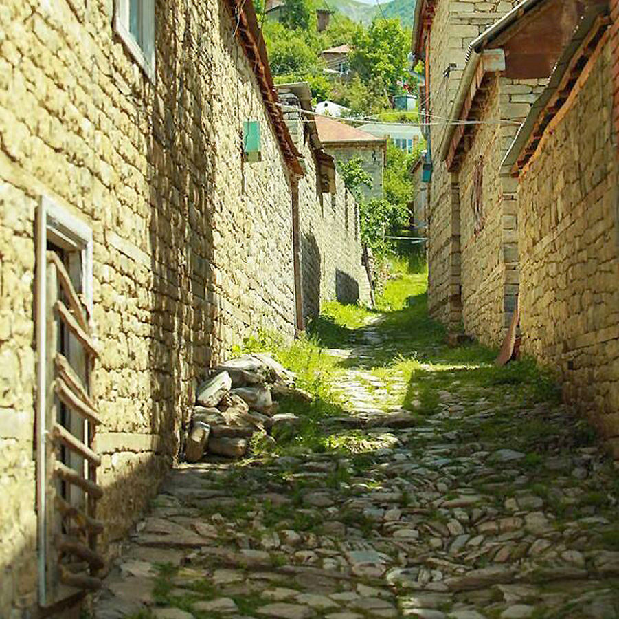 Баку-2015: Уникальное село Лагидж в горах Кавказа (ФОТО)
