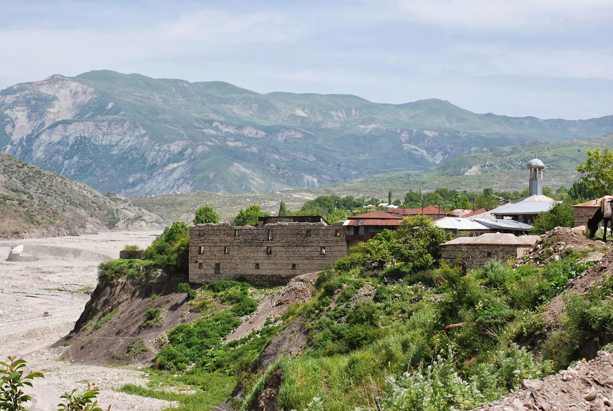 Баку-2015: Уникальное село Лагидж в горах Кавказа (ФОТО)