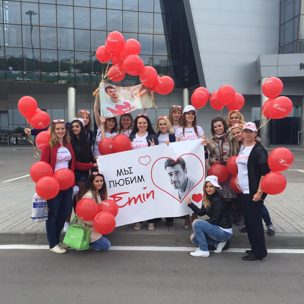 EMIN получил премию RU TV в номинации "Дуэт года" (ФОТО)