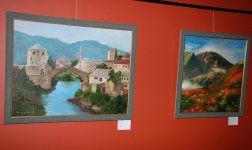 В Баку открылась выставка Марьям Гасановой "Хары бюльбюль – цветок мира и любви" (ФОТО)