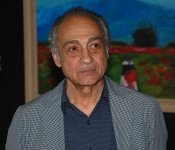 В Баку открылась выставка Марьям Гасановой "Хары бюльбюль – цветок мира и любви" (ФОТО)