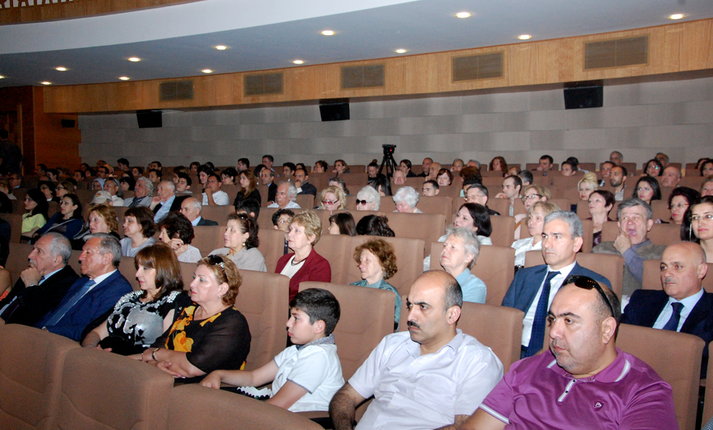 В Баку прошла презентация фильма "Восхождение" о "сверхсекретном" азербайджанце (ФОТО)