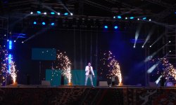 В Баку состоялись праздничный концерт и фейерверк в связи с Днем Республики (ФОТО)