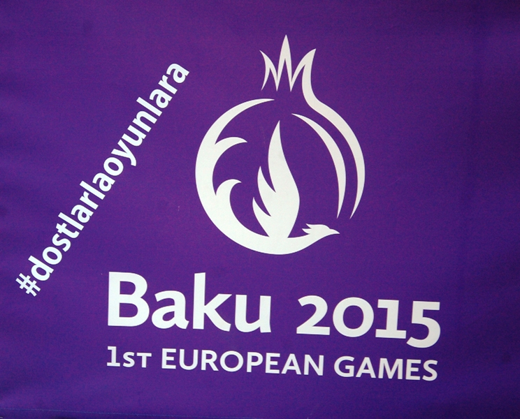 В Баку в преддверии первых Евроигр организована народная сцена İFAM (ФОТО)