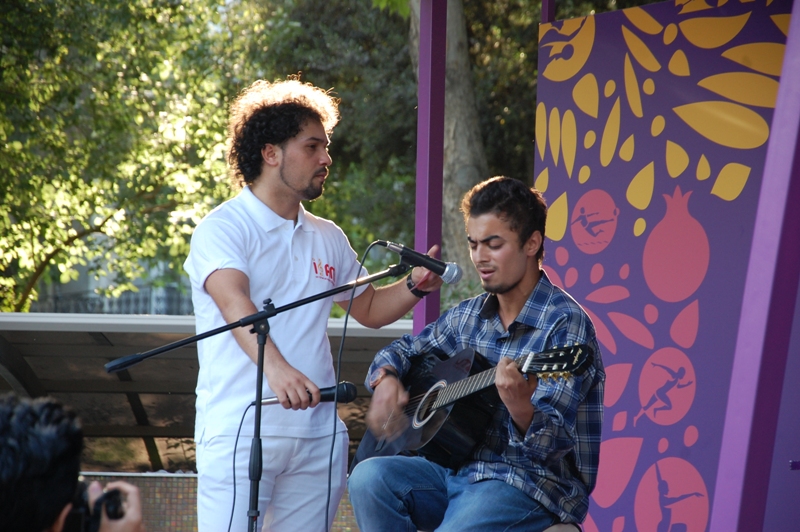 В Баку в преддверии первых Евроигр организована народная сцена İFAM (ФОТО)