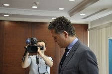 Голосование на парламентских выборах в посольстве Турции в Азербайджане идет активно - посол (ФОТО)