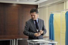Голосование на парламентских выборах в посольстве Турции в Азербайджане идет активно - посол (ФОТО)