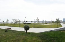 Президент Ильхам Алиев и его супруга приняли участие в открытии бульвара "Белого города" в Баку