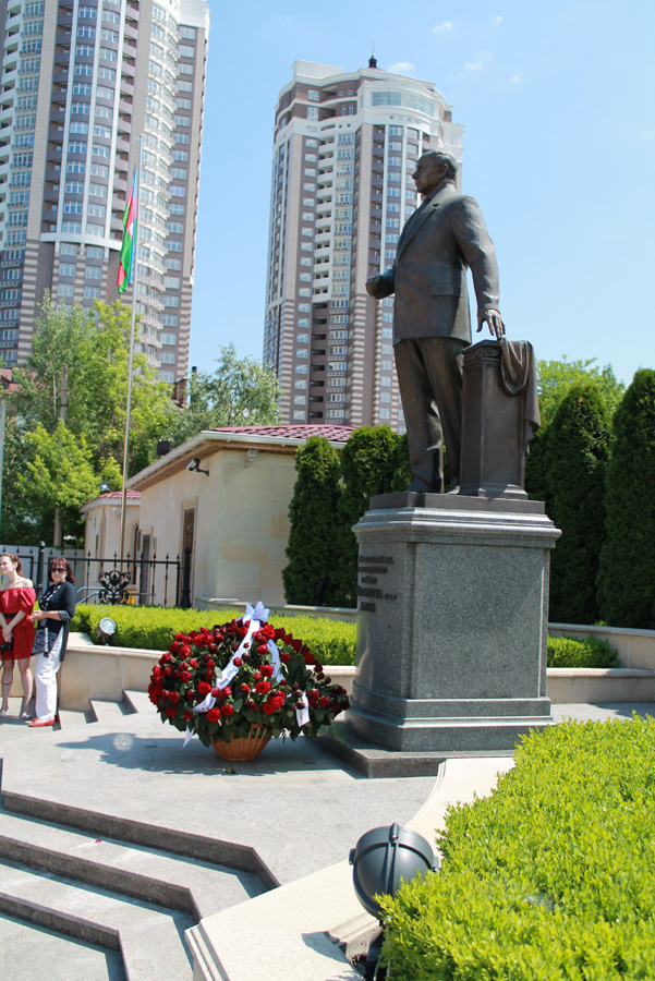 В Киеве состоялось праздничное шествие, посвященное Евроиграм (ФОТО)