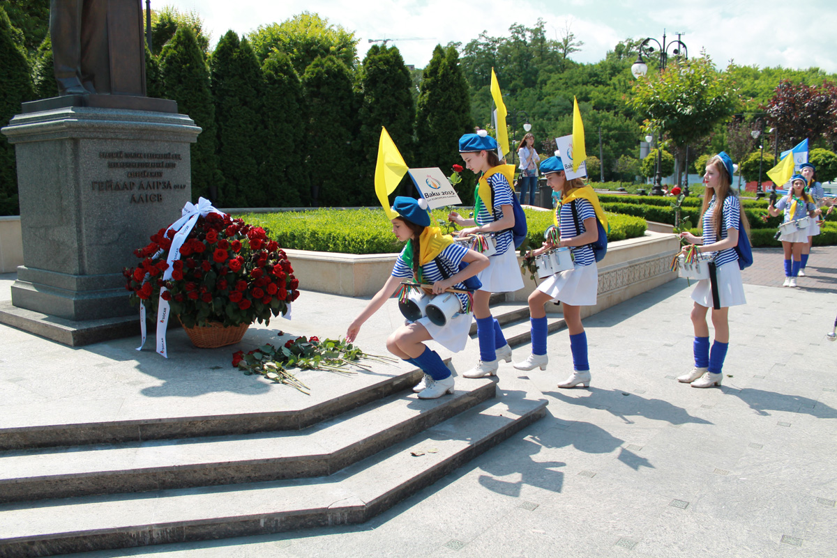 В Киеве состоялось праздничное шествие, посвященное Евроиграм (ФОТО)