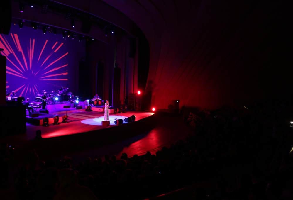 В Центре Гейдара Алиева прошел волшебный вечер Тунзали Агаевой, посвященный Евроиграм (ФОТО)