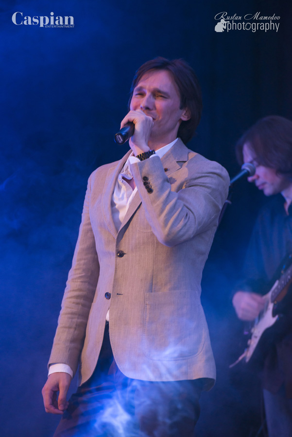 Влад Сташевский подарил Баку ностальгический вечер 90-х (ФОТО)