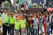 Азербайджанские звезды провели концерт "Мы сами были детьми" (ФОТО)