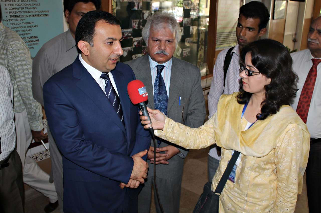 При поддержке Фонда Гейдара Алиева в Пакистане проведена гуманитарная акция (ФОТО)