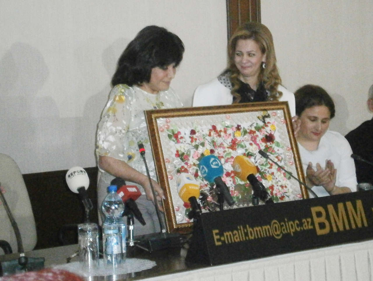 Пройдет время и будете вспоминать меня - Флора Керимова, "Буду ждать тебя" (ВИДЕО, ФОТО)