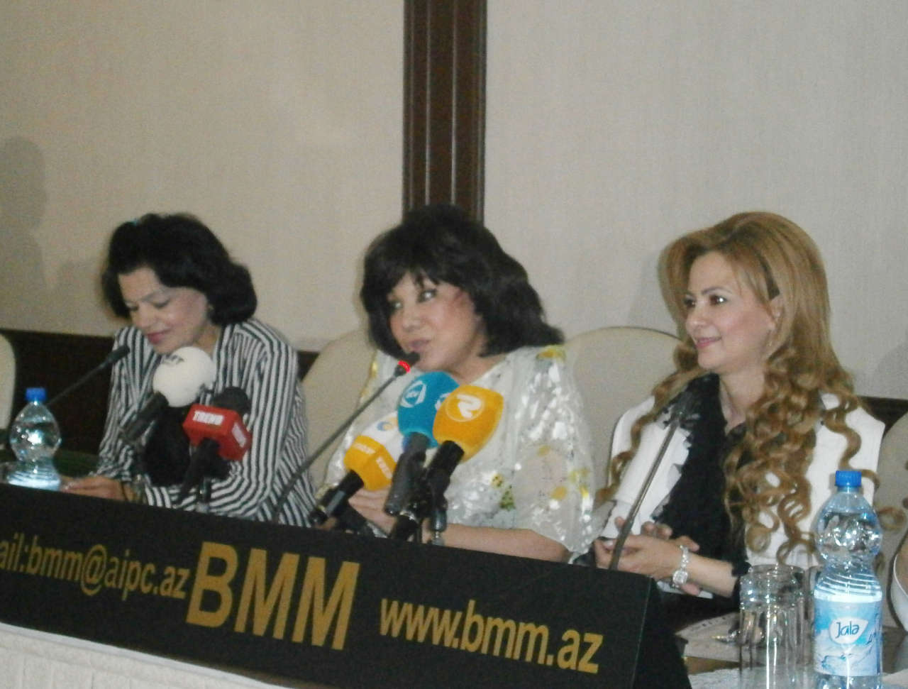 Пройдет время и будете вспоминать меня - Флора Керимова, "Буду ждать тебя" (ВИДЕО, ФОТО)