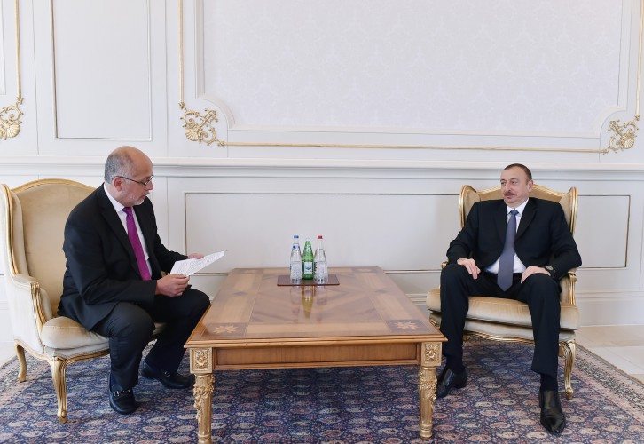 Президент Азербайджана принял верительные грамоты новоназначенного посла Мексики