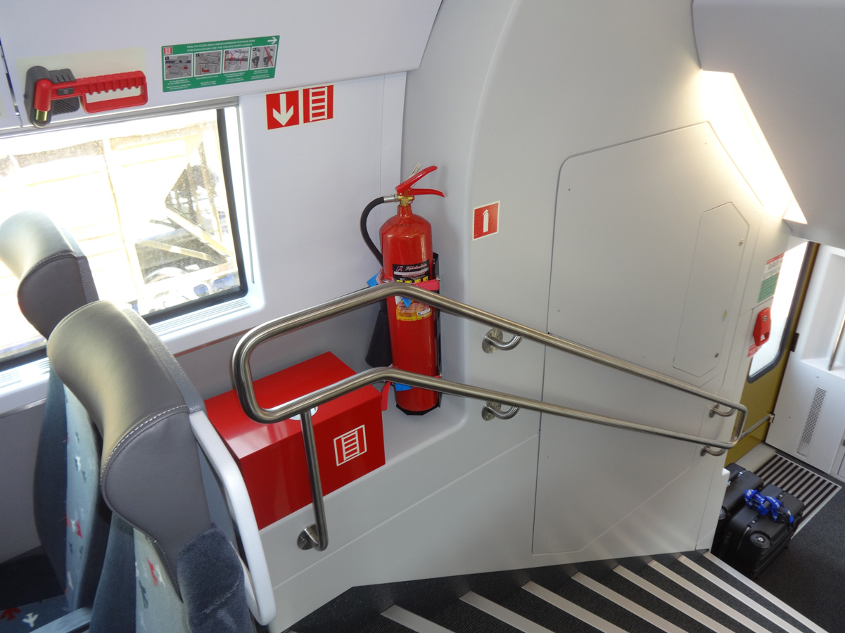 Определяются тарифы на проезд в скоростных поездах в Баку (ФОТО)