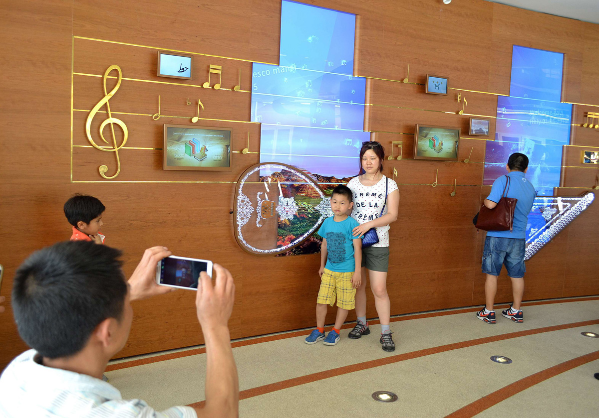 Национальный павильон Азербайджана на "Milan Expo 2015" очень популярен (ФОТО, ВИДЕО - часть I)