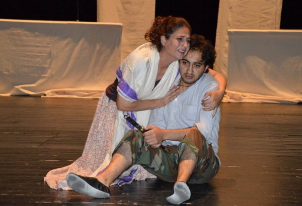 В бакинском ТЮЗе покажут спектакль российского режиссера (ФОТО)