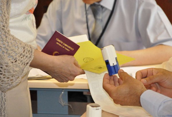 В Турции началось голосование на повторных парламентских выборах