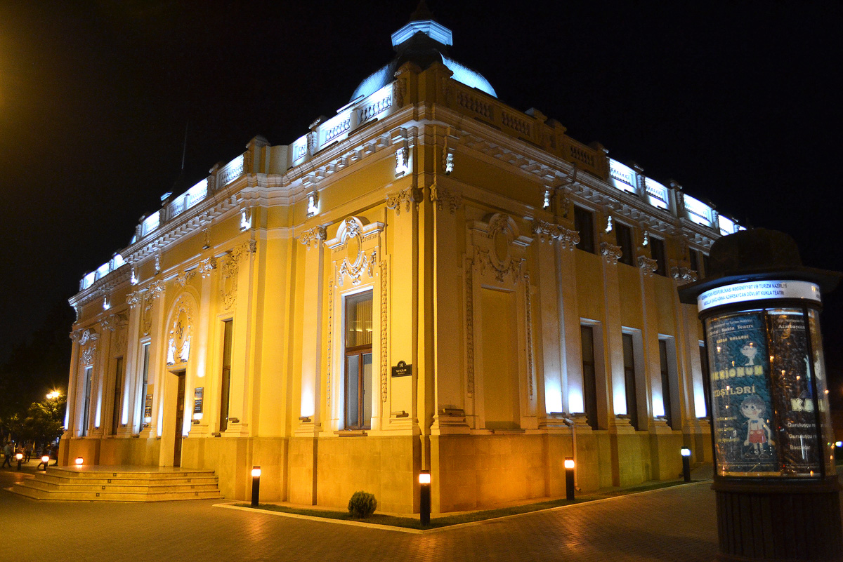 Баку-2015: В самом сердце столицы - прогулка по вечернему Баку (ФОТО - часть первая)