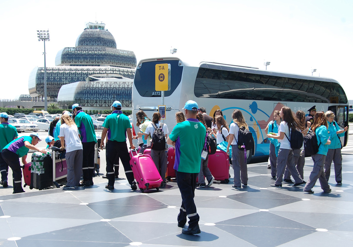 Первая группа турецких спортсменов прибыла в Баку на Евроигры (ФОТО)