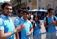 Факел первых Евроигр в Ичеришехер (ФОТО)