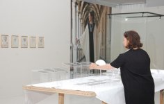 Для выставки Грейс Келли в Центре Гейдара Алиева установлены специальная система вентиляции и световые эффекты (ФОТО, ВИДЕО)