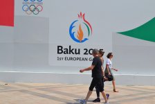 Массовый наплыв туристов в Баку в преддверии Евроигр (ФОТО)