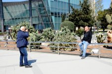 Массовый наплыв туристов в Баку в преддверии Евроигр (ФОТО)