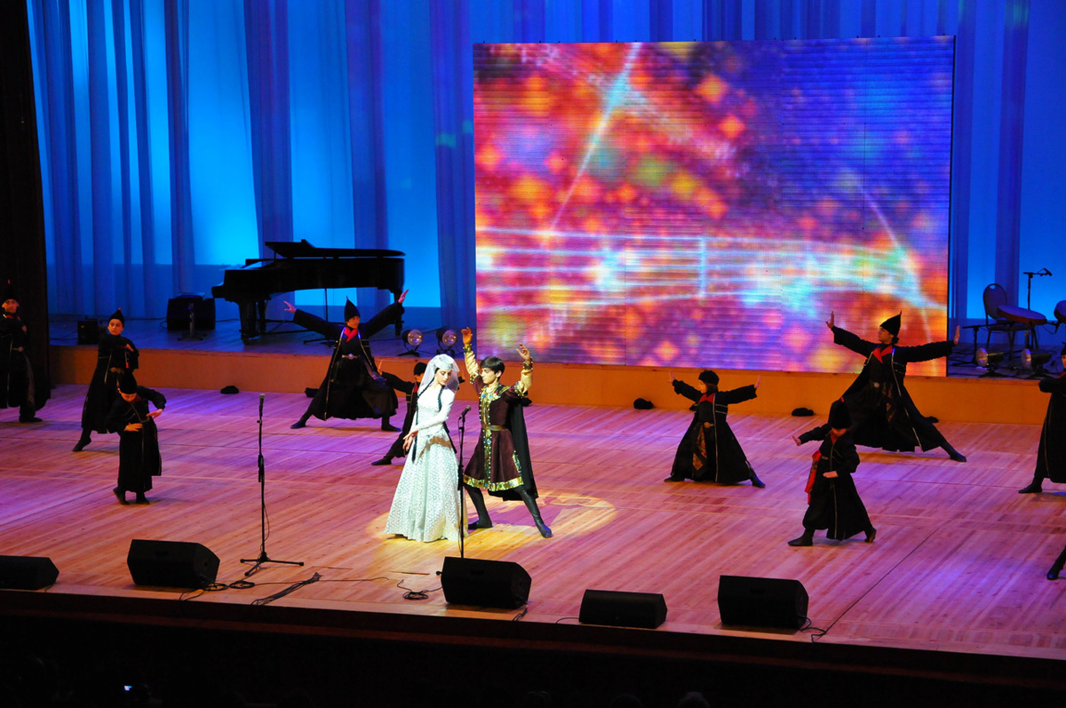 Дети из Азербайджана, России и Грузии приглашают на Евроигры (ФОТО)