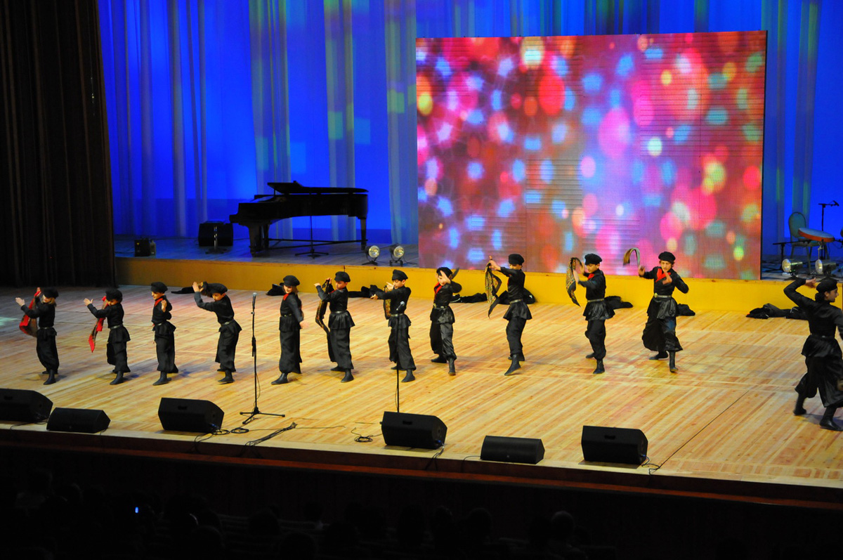 Дети из Азербайджана, России и Грузии приглашают на Евроигры (ФОТО)