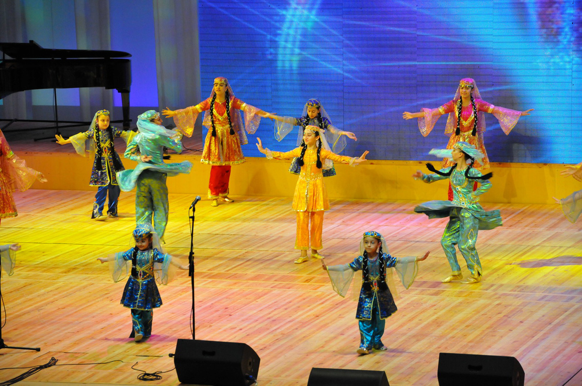 Дети из Азербайджана, России и Грузии приглашают на Евроигры (ФОТО)