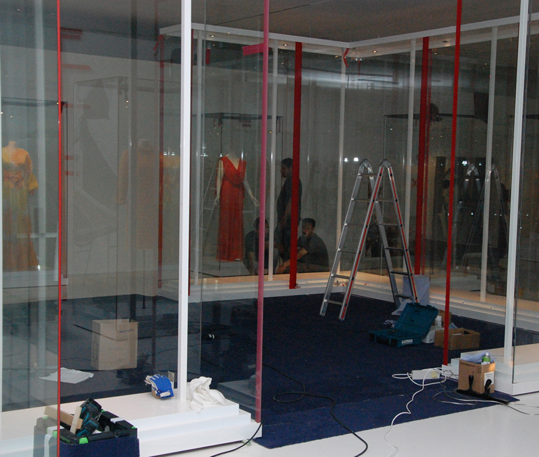 Для выставки Грейс Келли в Центре Гейдара Алиева установлены специальная система вентиляции и световые эффекты (ФОТО, ВИДЕО)