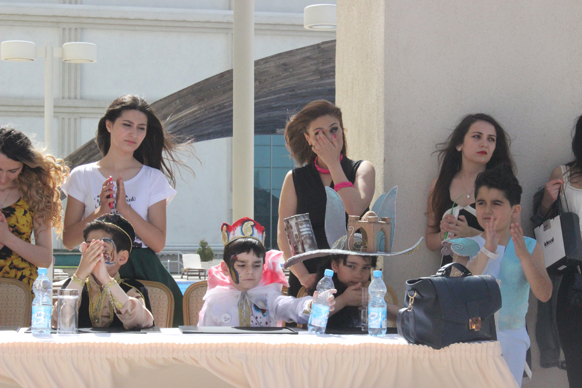 В Баку проходит фестиваль моды, посвященный Евроиграм (ФОТО)