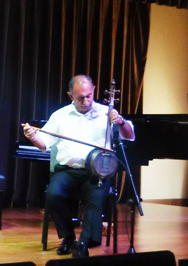 В Баку состоялась презентация усовершенствованных народных инструментов (ФОТО)