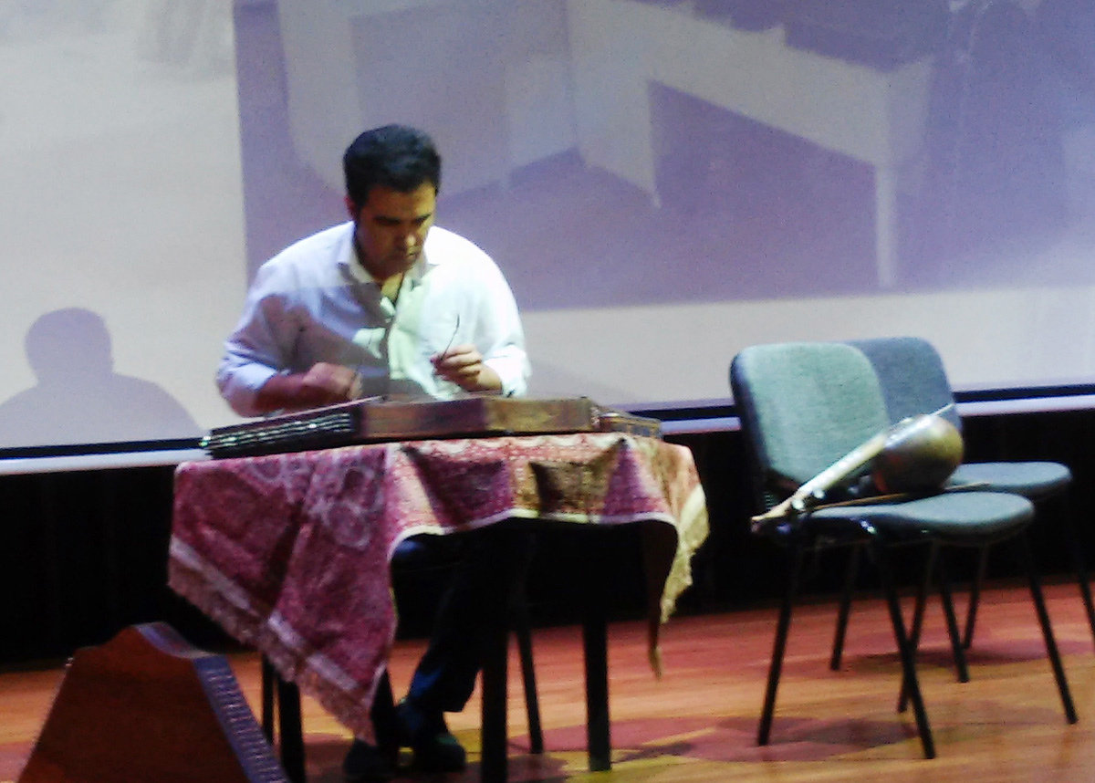 В Баку состоялась презентация усовершенствованных народных инструментов (ФОТО)