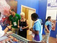 Атлеты Евроигр учатся ткать азербайджанские ковры (ФОТО)