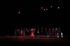 В Центре Гейдара Алиева представлено волшебное шоу фламенко "Кармен" (ФОТО)