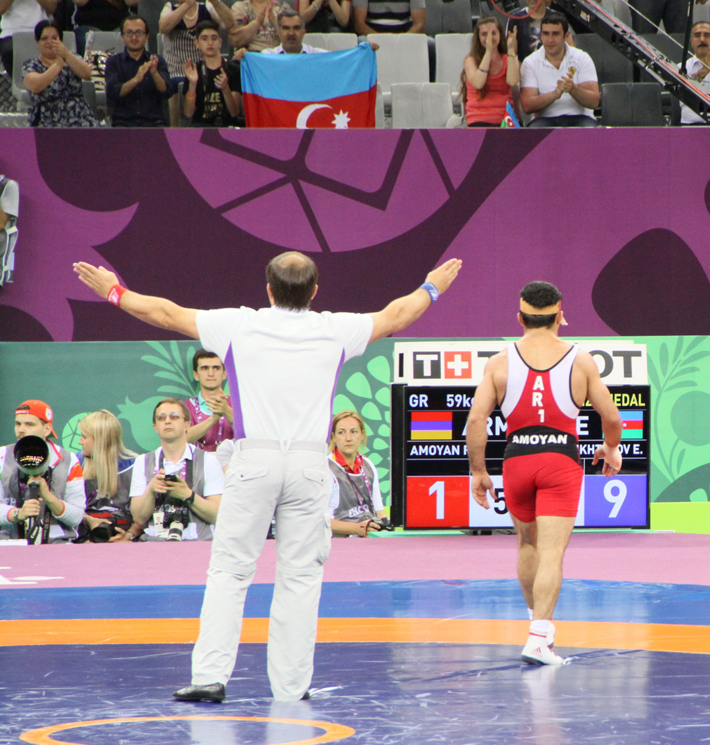 Азербайджанский борец одержал победу над армянским спортсменом на Евроиграх (ФОТО, ВИДЕО)