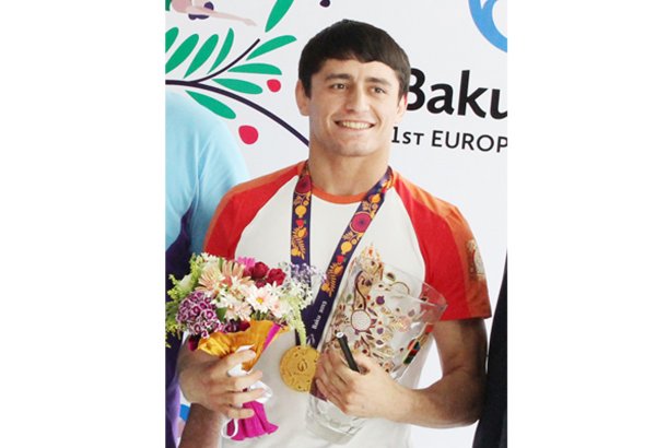 Азербайджан достоин только побед - золотой призер Евроигр Расул Чунаев (ФОТО)