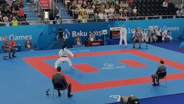 В Баку начались групповые соревнования по карате среди мужчин (ФОТО)